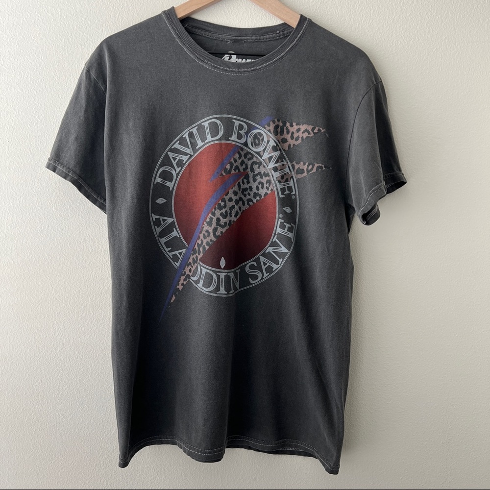 NWOT David Bowie Aladdin Sane Tee
